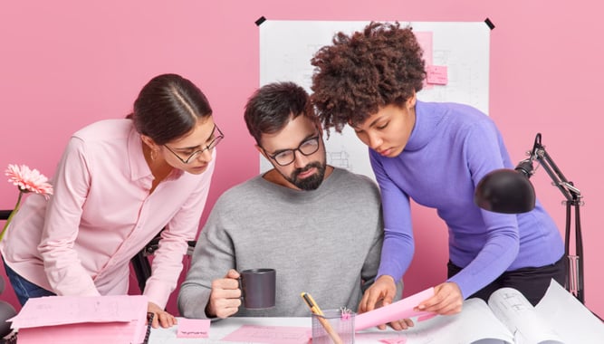 campanha de outubro rosa nas empresas - Como conscientizar os colaboradores